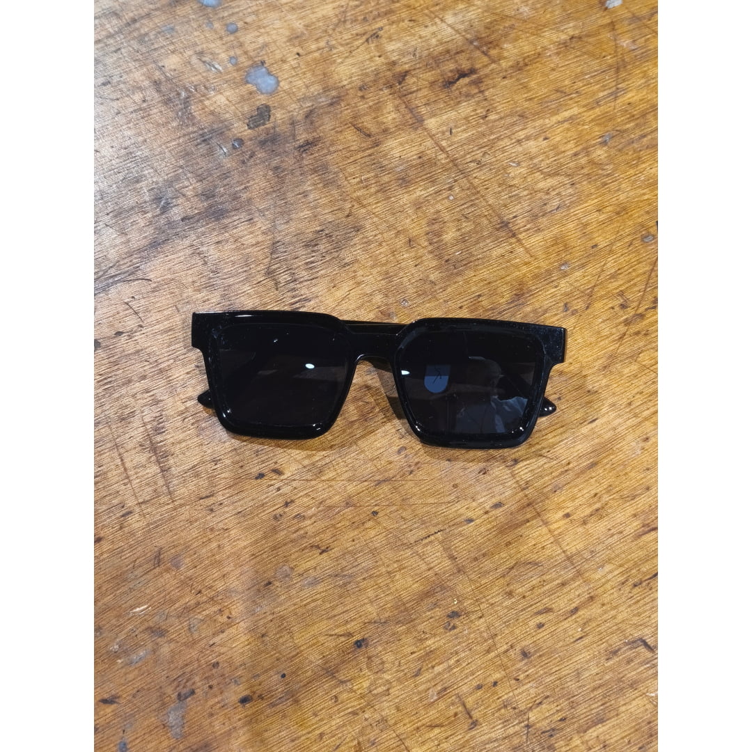 Lunette de Soleil 0008 Black - Unique / Insidshop.com
