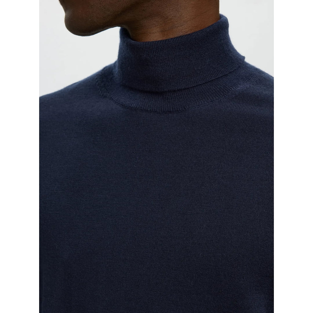 Pull Selected SLHTRAY Merino Roll Neck Navy Blazer - Slhtray