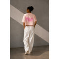 T-shirt The Morning After Crop Kiss Me Pink - Insidshop.com