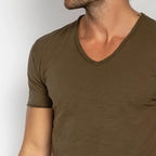T-shirt Y.Two Col V F037 Kaki - Y.two v - Insidshop.com